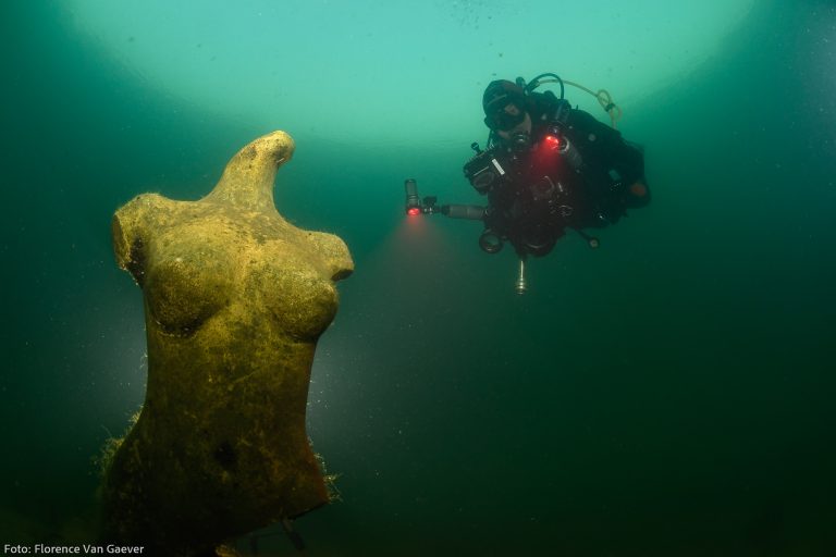 2e plaats OBK shoot-out 2022 - Juniors groothoek met model - Florence Van Gaever.